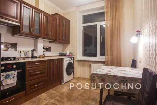 2-room apartment in the center of Odessa, Odessa - apartment by the day