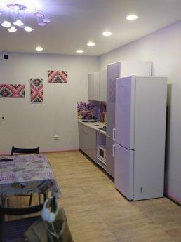 Apartment for rent, Chernomorsk (Illichivsk) - apartment by the day