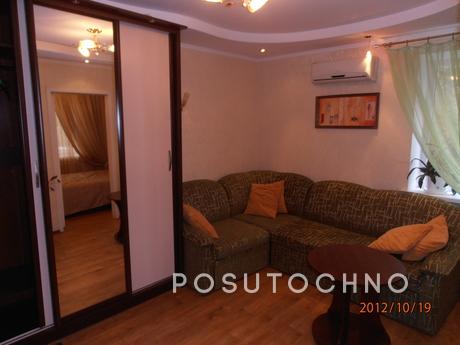 2 bedroom apartment for rent, Odessa - apartment by the day