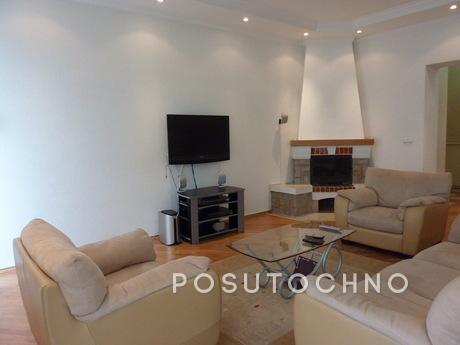 Stylish apartment in the area of ​​embassies and offices of 