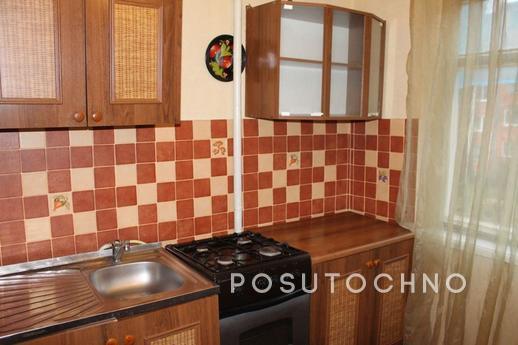 Apartment for rent Ordzhonikidze (Pokrov, Staraya pokrovka - apartment by the day