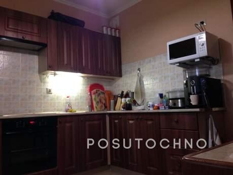 Apartment for rent in 2 min. from metro, Saint Petersburg - apartment by the day