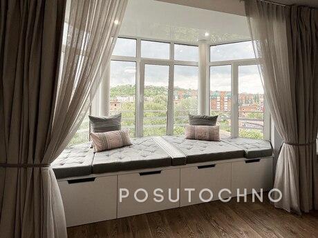 Zatishna 2-room apartment in the center of Podil, with a pan