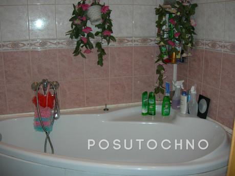 apartment in the new house! Close to Met, Saint Petersburg - apartment by the day