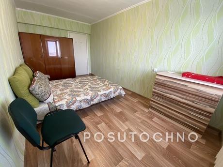 Two-room apartment in the center, Mykolaiv - apartment by the day