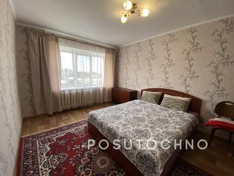 Two-room apartment in the center, Mykolaiv - apartment by the day