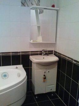 2 bedroom studio in the center, Kazan - apartment by the day