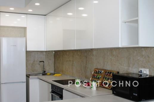 Apartment with sea view (Arcadia), Odessa - apartment by the day