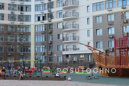 Apartment with sea view (Arcadia), Odessa - apartment by the day