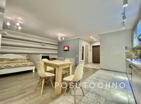 Modern apartment in the city center!, Kherson - apartment by the day