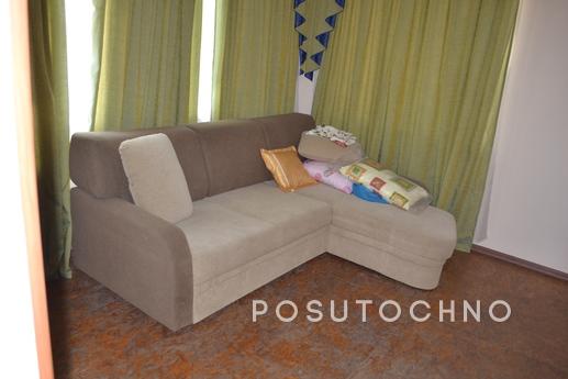 Great house on the beach, Yevpatoriya - apartment by the day