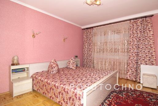 Дом в с.Ходосеевка, 9 км от КП, Обухов - квартира посуточно