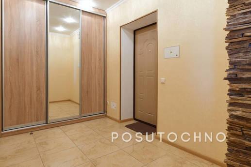 Квартира в новому будинку метро Лук', Київ - квартира подобово