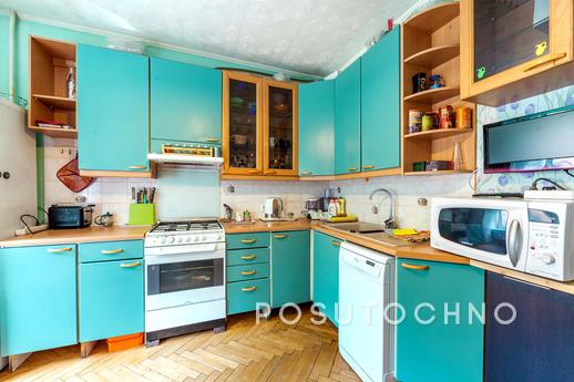 Apartments near the Hermitage, Saint Petersburg - apartment by the day