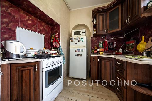 2 bedroom apartment with living on the street. Busk 4a, Dist