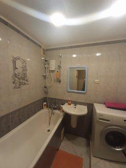 2-room apartment near Auchan, Krivoy Rog - apartment by the day