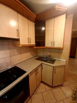 2-room apartment near Auchan, Krivoy Rog - apartment by the day