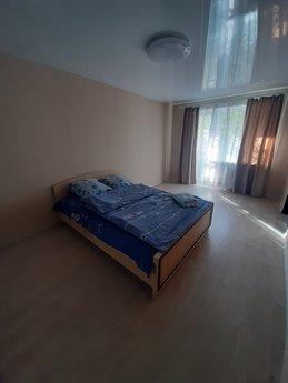 new luxury 2-room apartment, Krivoy Rog - apartment by the day