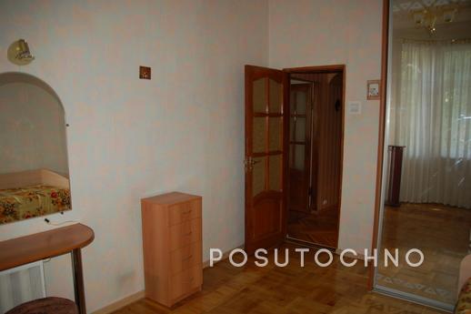 3 ком. Буденновский 98 Центр, Ростов-на-Дону - квартира посуточно