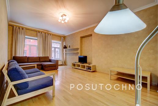 2-bedroom apartment on Rubinstein, Saint Petersburg - apartment by the day