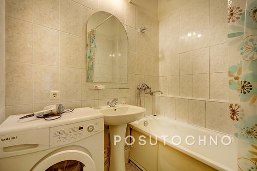 2-bedroom apartment on Rubinstein, Saint Petersburg - apartment by the day