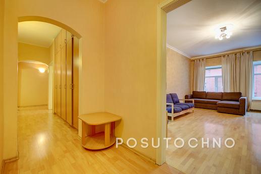 2-bedroom apartment on Rubinstein, Saint Petersburg - apartment by the day