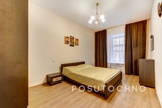 2 bedroom apartment on Marat, Санкт-Петербург - квартира подобово