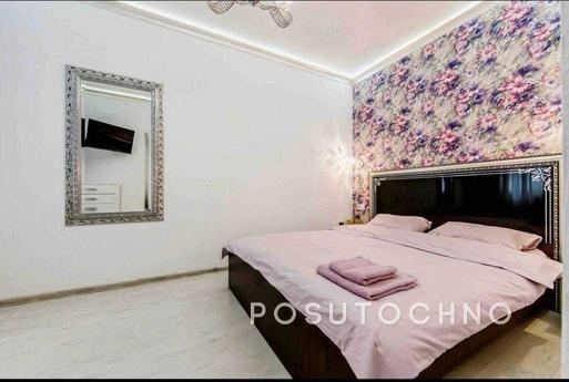 Zatishna 2-room apartment with Jacuzzi in the center of Kiev