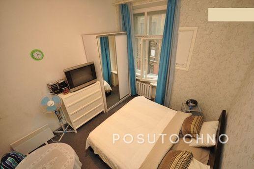 three square-ry center of St. Petersburg, Saint Petersburg - apartment by the day