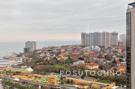 Gagarin Plaza beautiful sea view, Odessa - apartment by the day