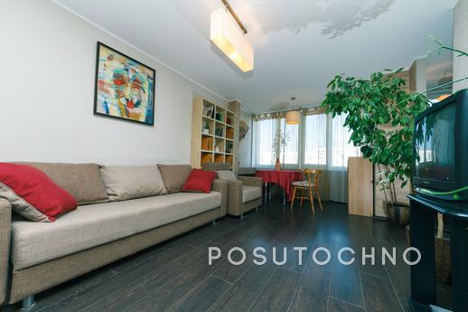 (A-7) Good level, everything is there, Kyiv - apartment by the day