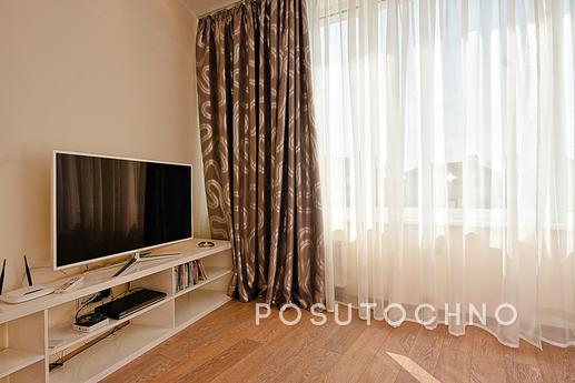 apartment 'White Sail', Odessa - apartment by the day