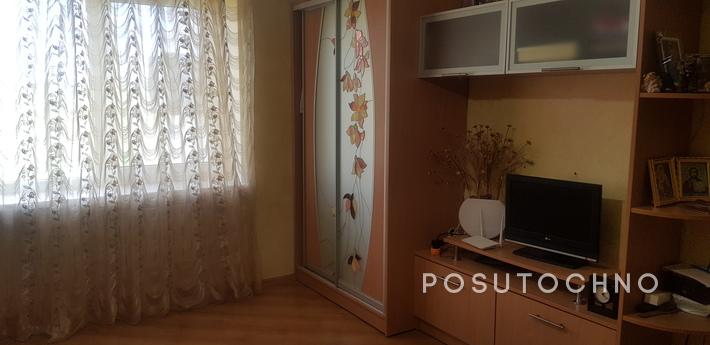 Rent 2-room apartment with sea view, Yuzhny - apartment by the day