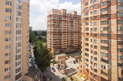 Apartment with Chaika, Victory Park, Arc, Odessa - apartment by the day