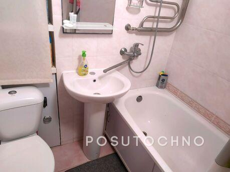 Podobovo.Odessa.Bezpechny district.in Tantsyuri, Odessa - apartment by the day