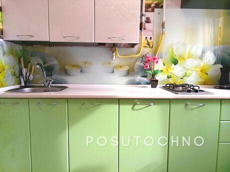 Podobovo.Odessa.Bezpechny district.in Tantsyuri, Odessa - apartment by the day