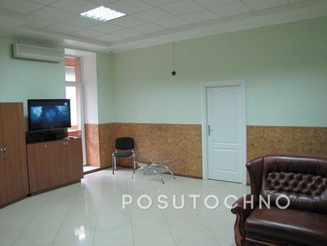 2-bedroom apartment, Kyiv - apartment by the day