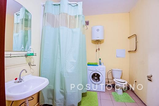 Двухкомнатная с отличным ремонтом., Екатеринбург - квартира посуточно