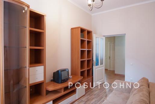 Center, subway 'Golden Gate', Kyiv - apartment by the day