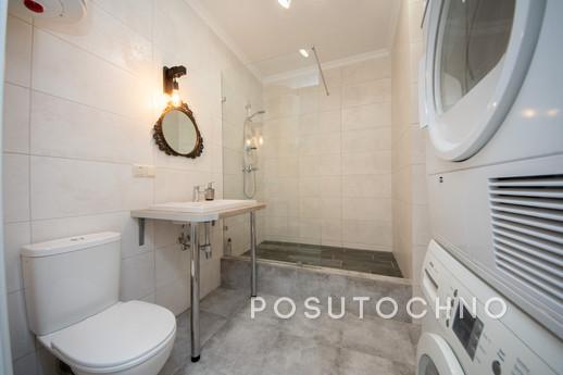 1-bedroom apartment next to metro Slavut, Kyiv - apartment by the day