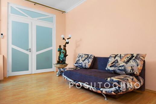 One bedroom apartment on the Theatre Sq, Ростов-на-Дону - квартира подобово