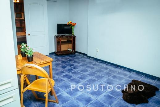 Trehkomn. in Rostov BTF Center Apartment, Ростов-на-Дону - квартира подобово