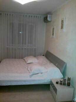 Bargain rent on the Promenade!, Odessa - apartment by the day