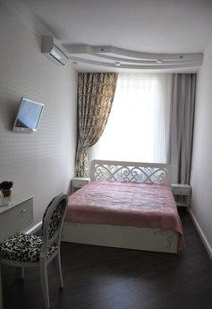 VIP-class apartment in the city center!, Odessa - apartment by the day