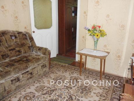 Comfortable housing in the city center., Berdiansk - apartment by the day