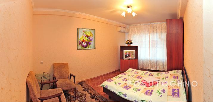 Apartment in the city center, 200 meters walk to the subway,