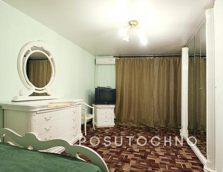 Cozy apartment with convenient location, Moscow - apartment by the day