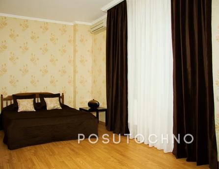 One bedroom luxury apartment, reporting documents