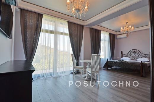 Приватний будинок Riviera в Алушті, Алушта - квартира подобово