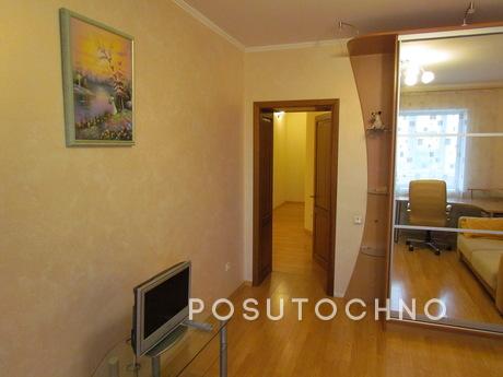 Rent one his three-room apartment, Odessa - apartment by the day